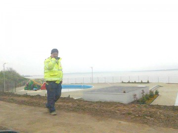 Garda de Mediu verifică o posibilă deversare de clor de la parcul acvatic în Lacul Techirghiol